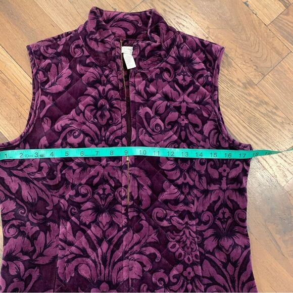 Charter Club Woman Purple & Black Floral Velour Quilted Vest Size Petite… - Picture 8 of 9